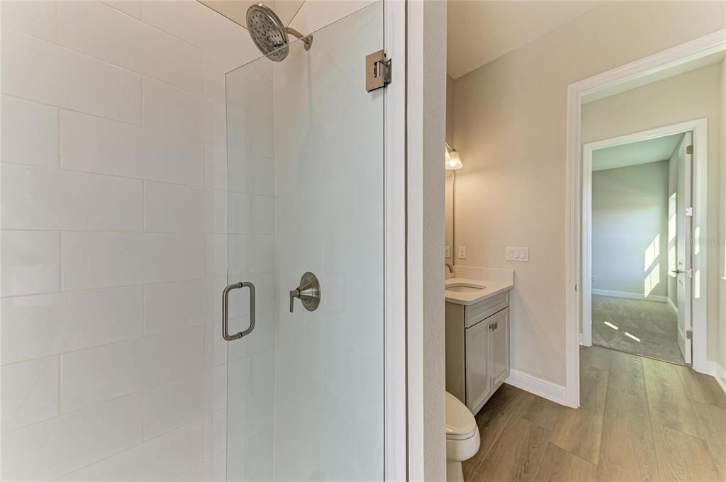 Active With Contract: $839,990 (5 beds, 4 baths, 3144 Square Feet)