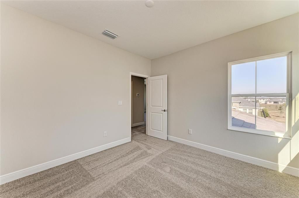 Active With Contract: $839,990 (5 beds, 4 baths, 3144 Square Feet)