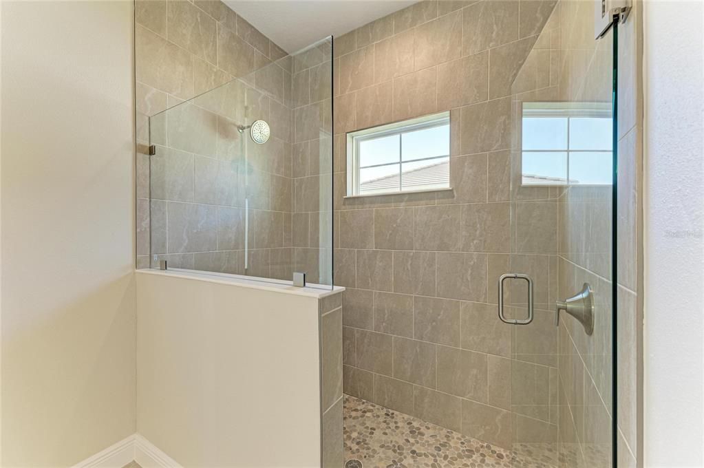 Active With Contract: $839,990 (5 beds, 4 baths, 3144 Square Feet)