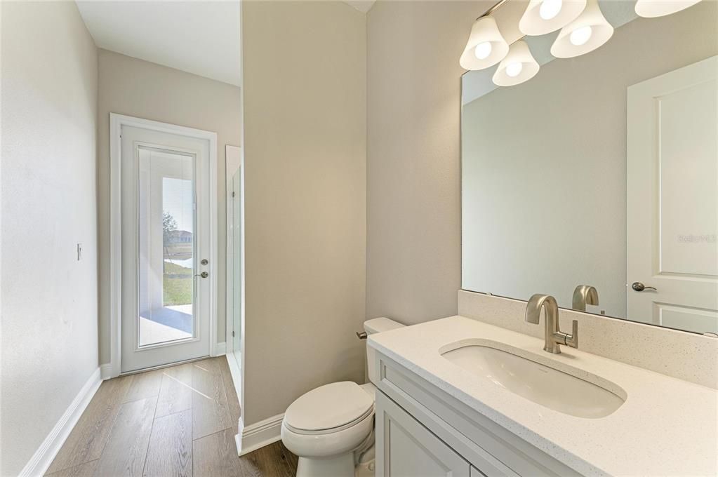 Active With Contract: $839,990 (5 beds, 4 baths, 3144 Square Feet)