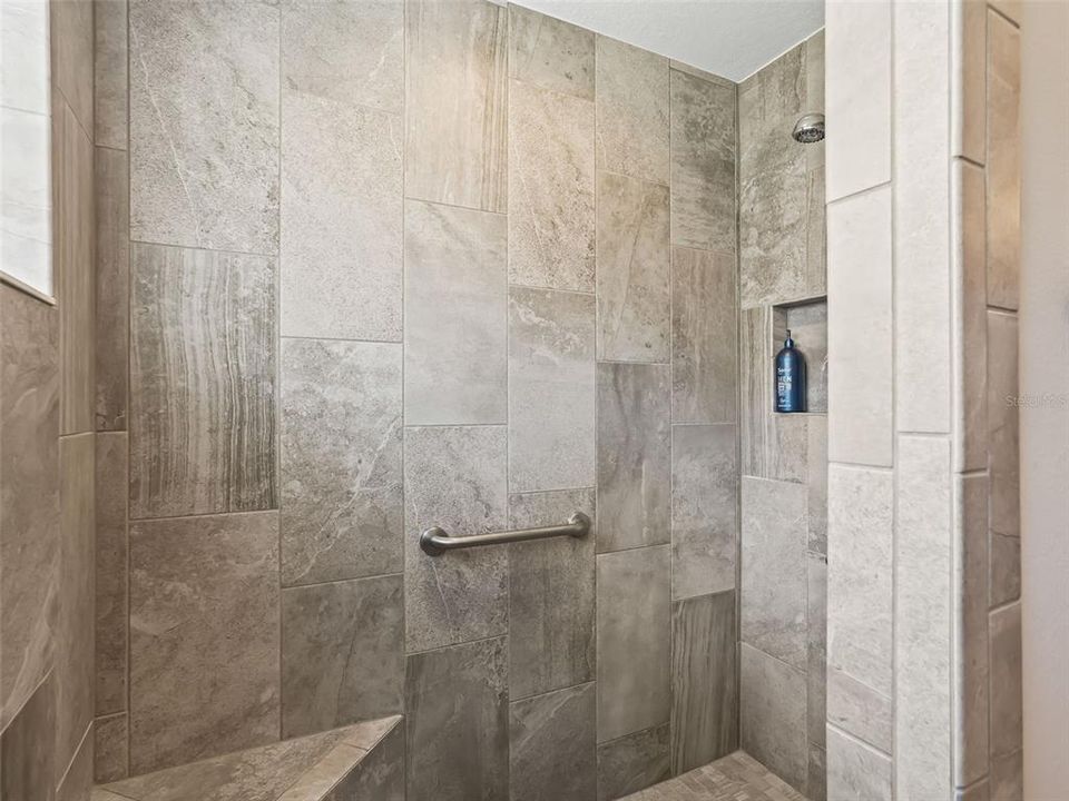 На продажу: $995,000 (3 спален, 2 ванн, 2200 Квадратных фут)
