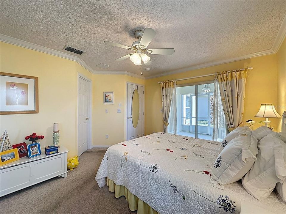 En Venta: $289,000 (2 camas, 2 baños, 1334 Pies cuadrados)