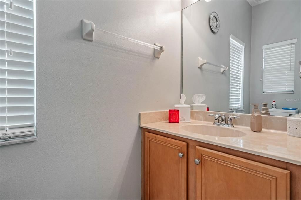 Activo con contrato: $265,000 (3 camas, 2 baños, 1455 Pies cuadrados)