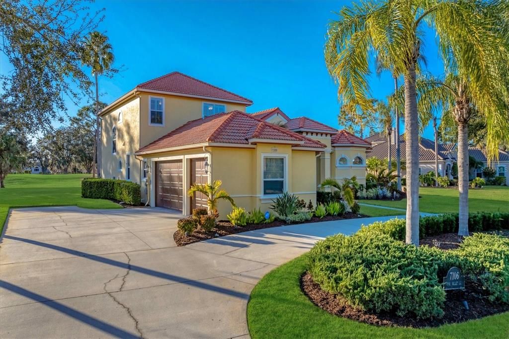 Active With Contract: $1,125,000 (4 beds, 3 baths, 3736 Square Feet)