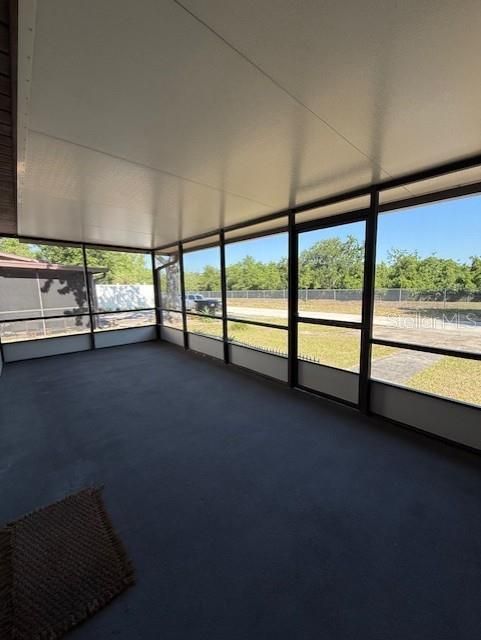 For Sale: $267,000 (2 beds, 2 baths, 1072 Square Feet)