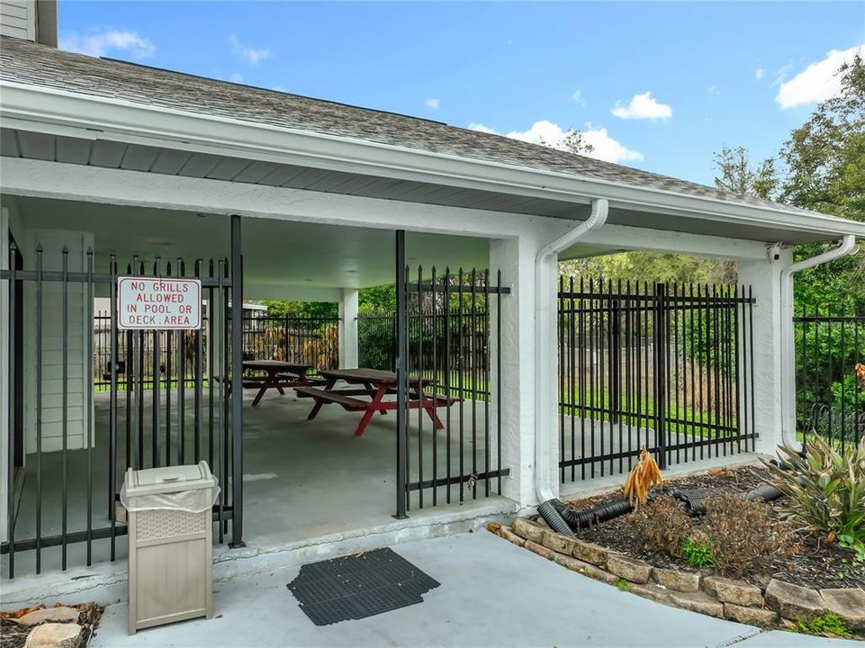 For Sale: $267,000 (2 beds, 2 baths, 1072 Square Feet)