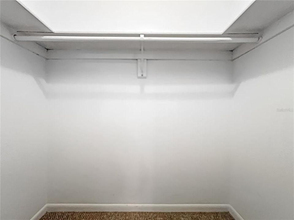 For Sale: $267,000 (2 beds, 2 baths, 1072 Square Feet)