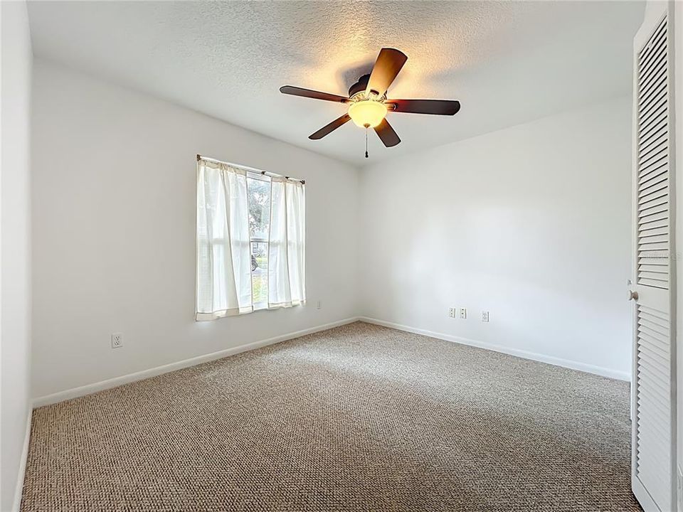For Sale: $267,000 (2 beds, 2 baths, 1072 Square Feet)