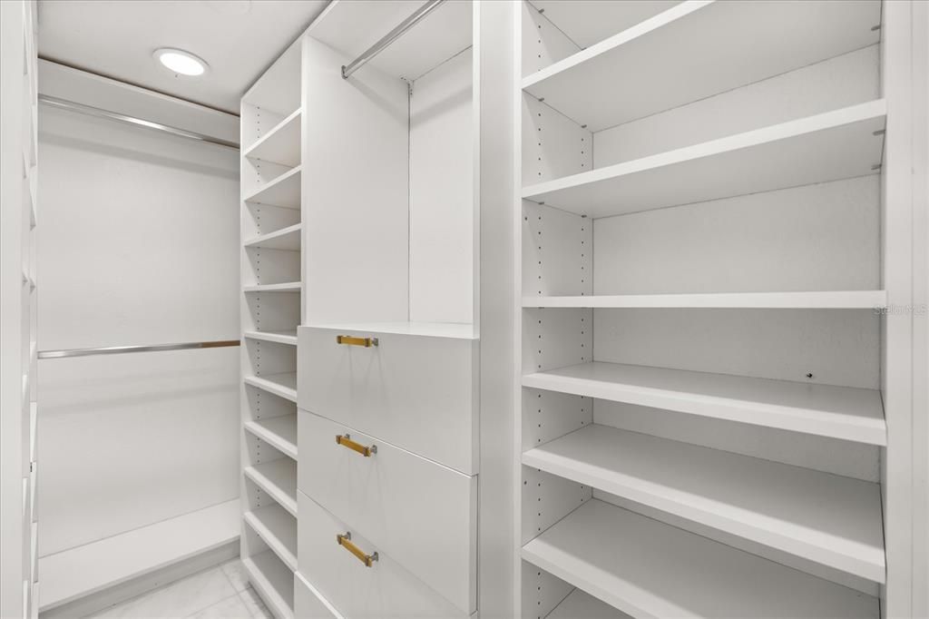 На продажу: $1,199,000 (3 спален, 2 ванн, 2495 Квадратных фут)