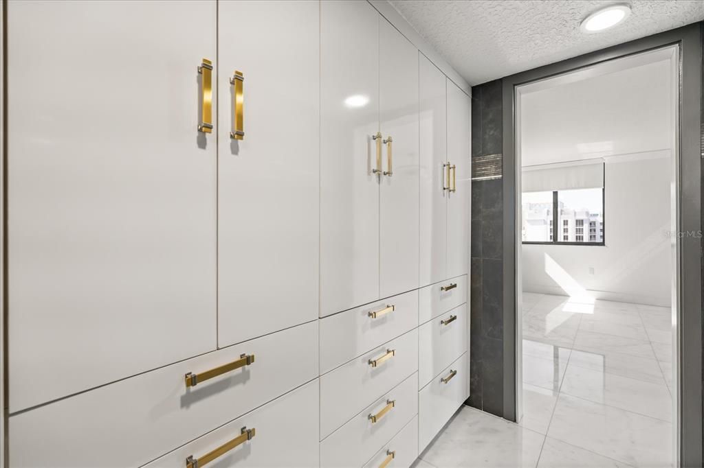 На продажу: $1,199,000 (3 спален, 2 ванн, 2495 Квадратных фут)