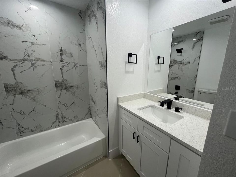 En Venta: $300,000 (5 camas, 0 baños, 1650 Pies cuadrados)