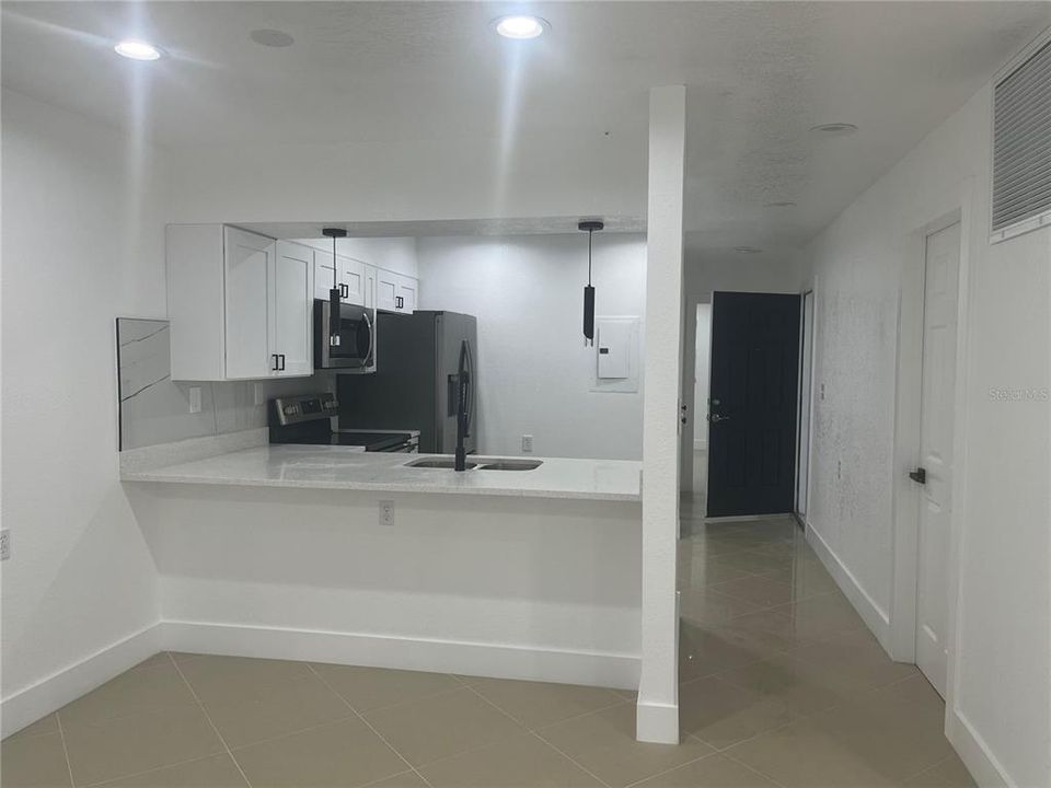 En Venta: $300,000 (5 camas, 0 baños, 1650 Pies cuadrados)