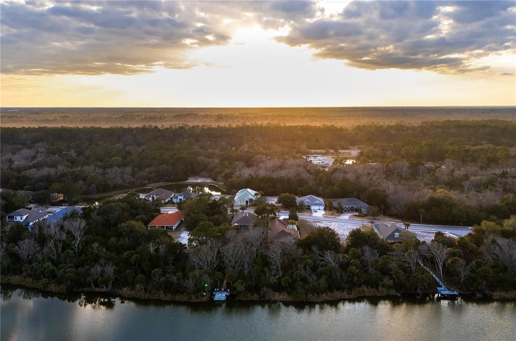 待售: $160,000 (0.27 acres)