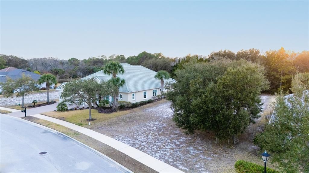 待售: $160,000 (0.27 acres)