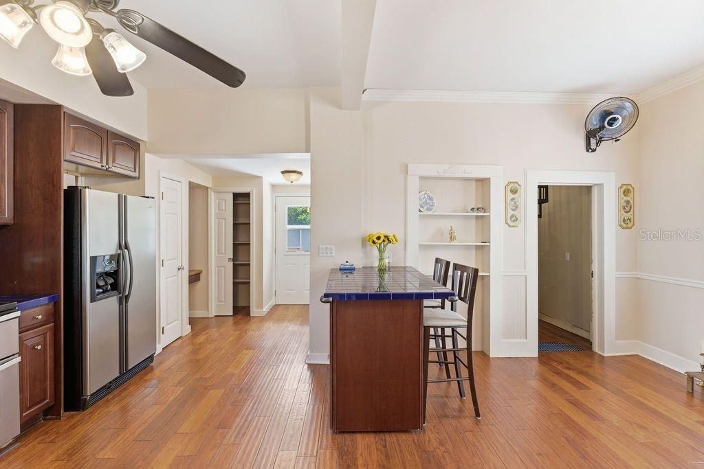 На продажу: $629,900 (5 спален, 4 ванн, 3198 Квадратных фут)