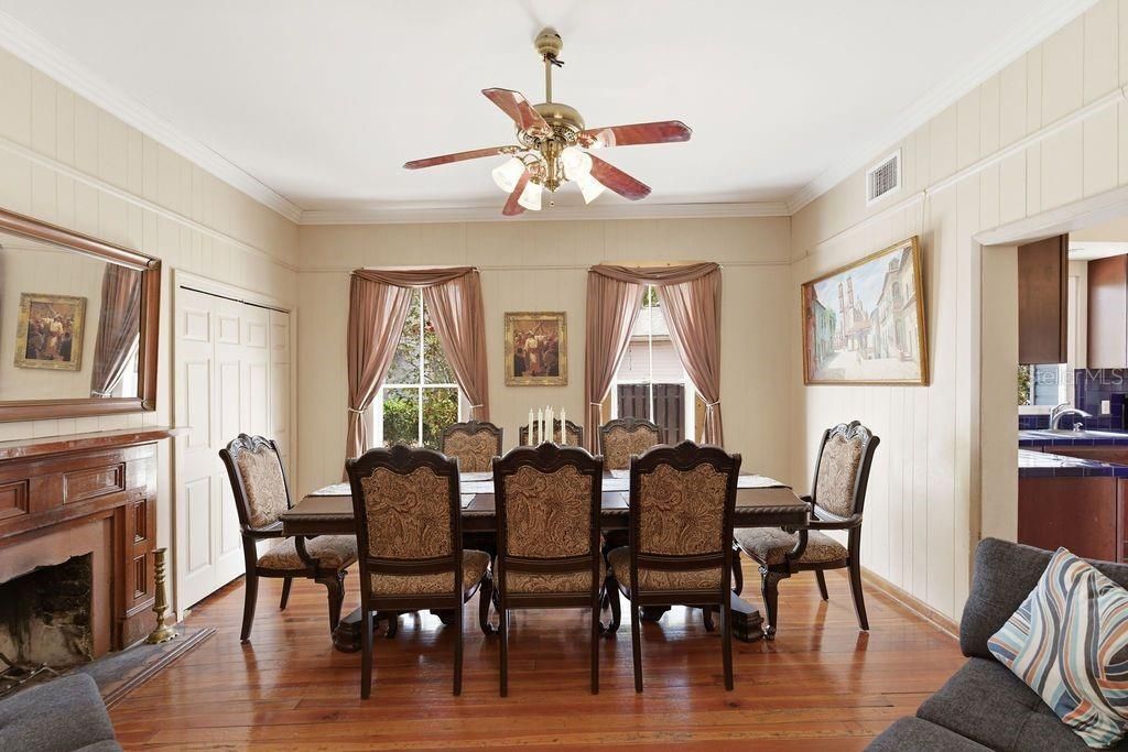 На продажу: $629,900 (5 спален, 4 ванн, 3198 Квадратных фут)