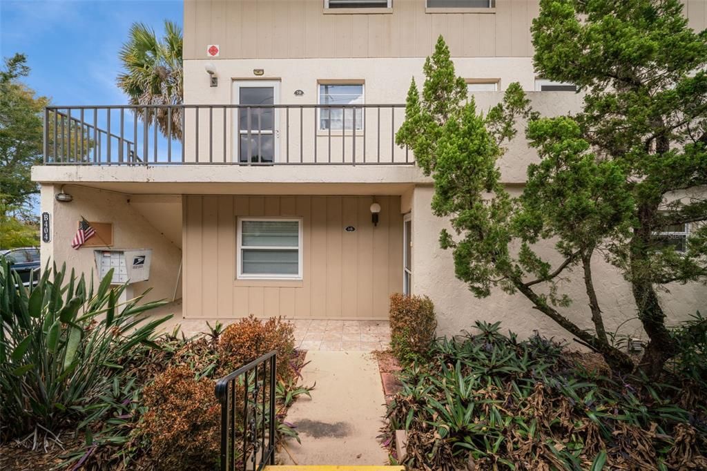 For Sale: $215,000 (2 beds, 2 baths, 1022 Square Feet)