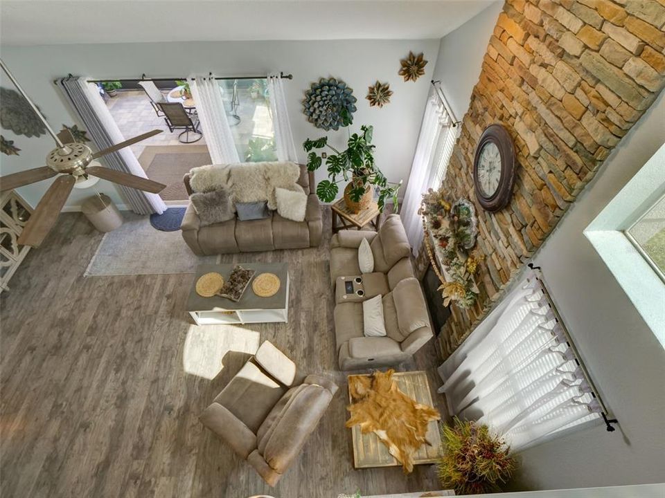 Activo con contrato: $509,900 (4 camas, 2 baños, 3472 Pies cuadrados)