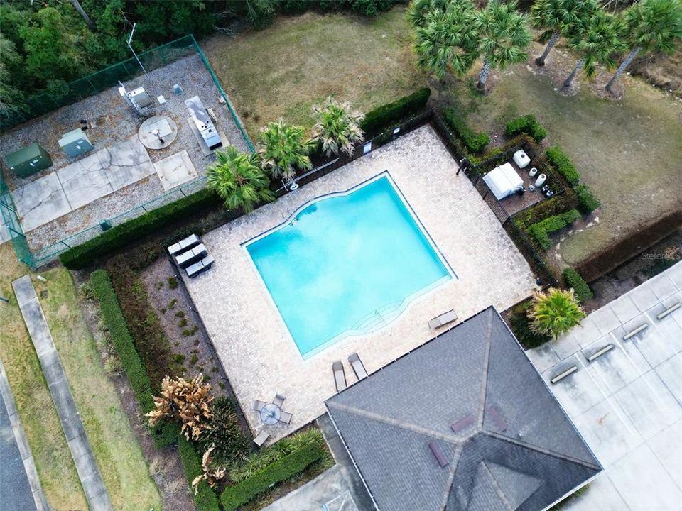 Activo con contrato: $509,900 (4 camas, 2 baños, 3472 Pies cuadrados)