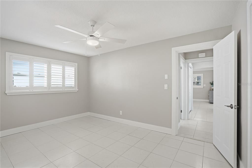 For Sale: $875,000 (2 beds, 2 baths, 1595 Square Feet)