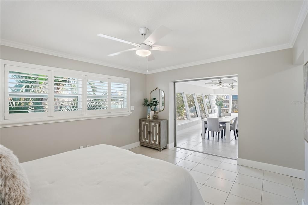 For Sale: $875,000 (2 beds, 2 baths, 1595 Square Feet)