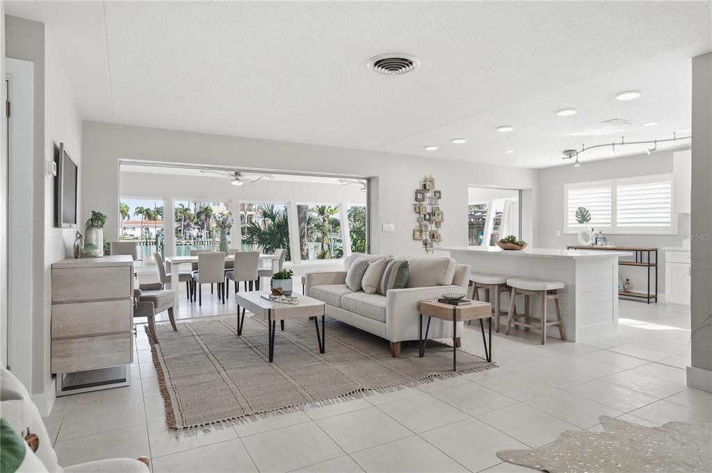 For Sale: $875,000 (2 beds, 2 baths, 1595 Square Feet)