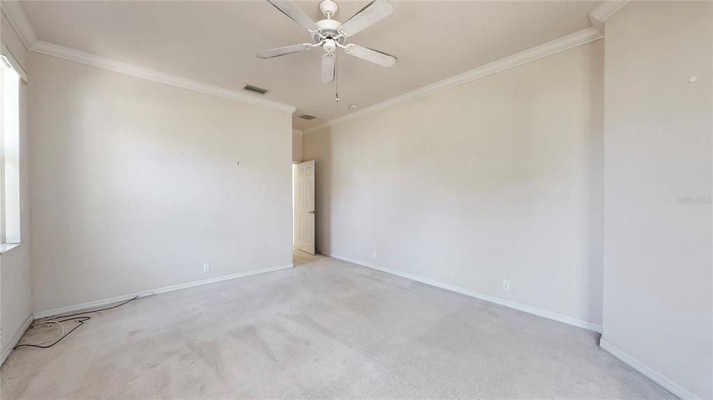 For Sale: $346,900 (3 beds, 2 baths, 2328 Square Feet)