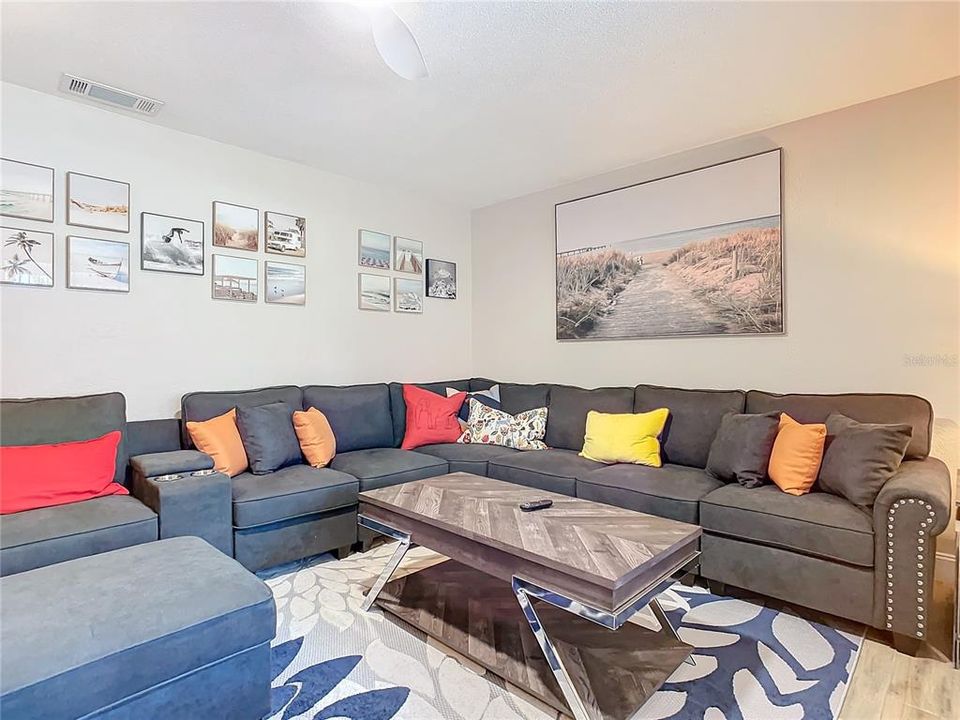 В аренду: $2,650 (3 спален, 2 ванн, 1500 Квадратных фут)