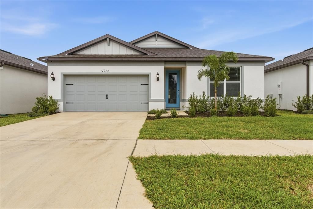 For Sale: $410,000 (4 beds, 2 baths, 1834 Square Feet)