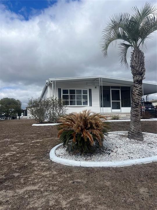 Recently Sold: $149,900 (2 beds, 2 baths, 1120 Square Feet)