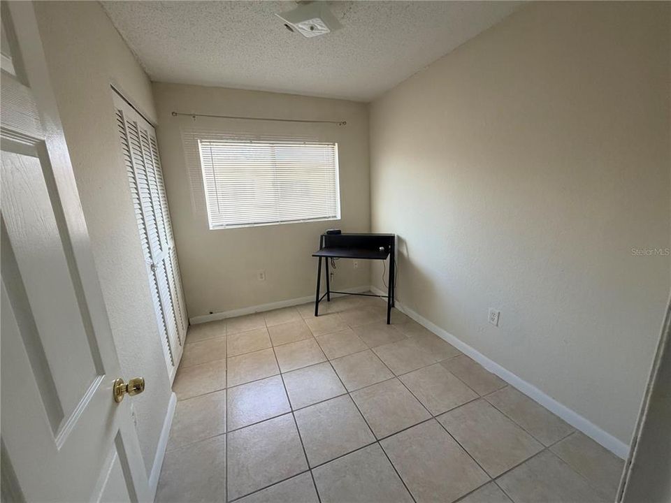 En Venta: $175,000 (4 camas, 2 baños, 820 Pies cuadrados)