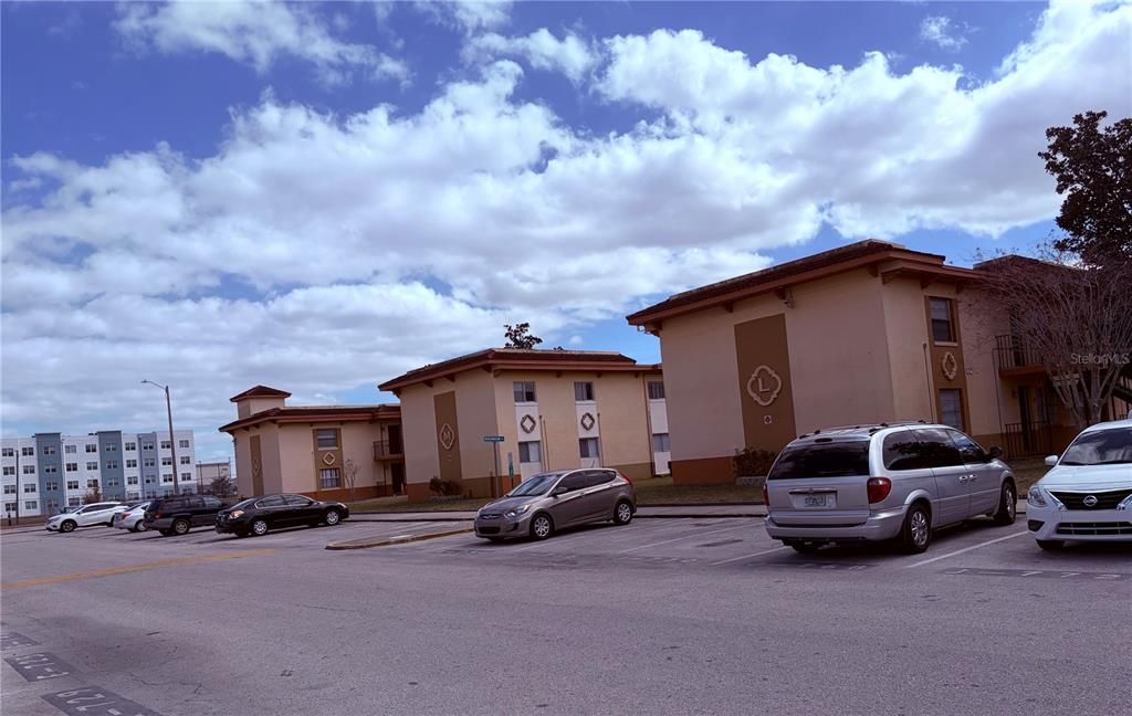 En Venta: $175,000 (4 camas, 2 baños, 820 Pies cuadrados)