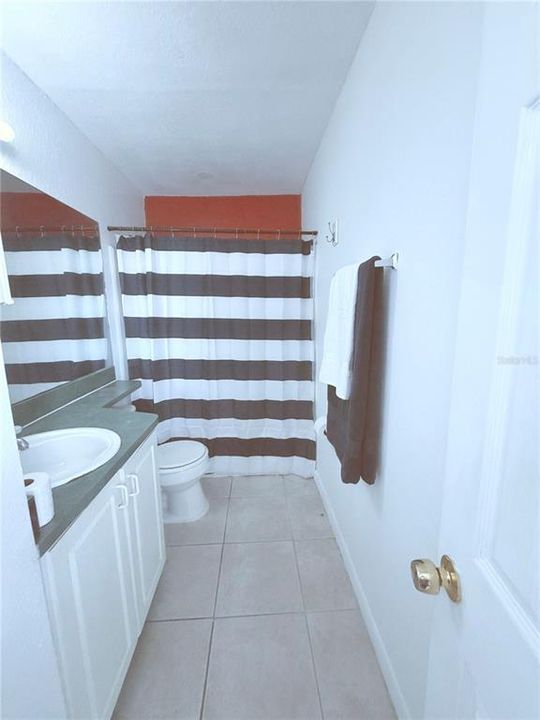 En Venta: $175,000 (4 camas, 2 baños, 820 Pies cuadrados)