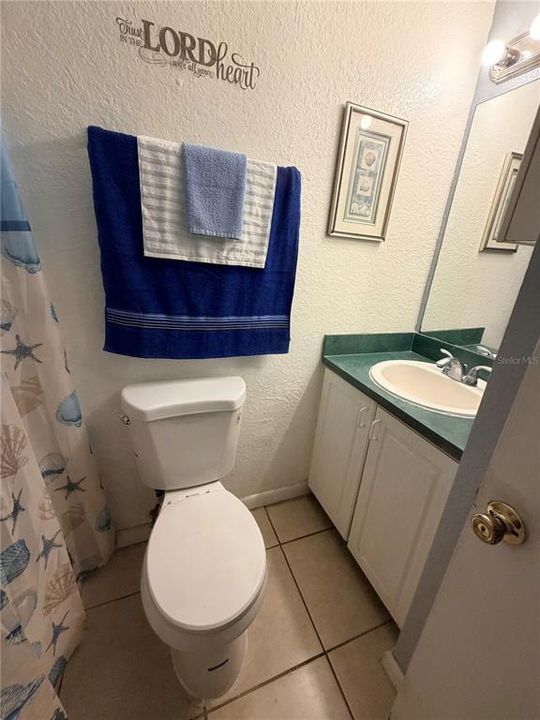 En Venta: $175,000 (4 camas, 2 baños, 820 Pies cuadrados)