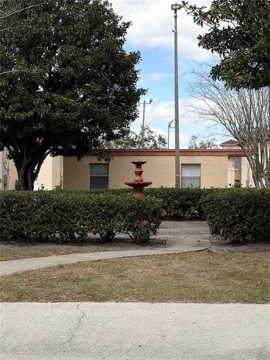 En Venta: $175,000 (4 camas, 2 baños, 820 Pies cuadrados)