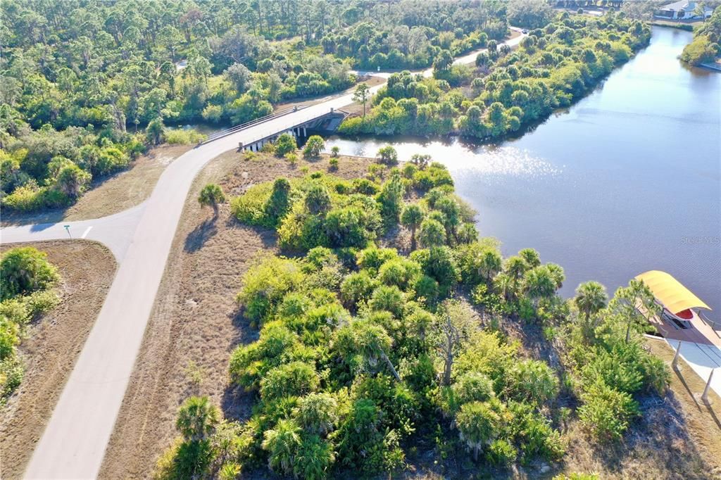 На продажу: $108,000 (0.23 acres)