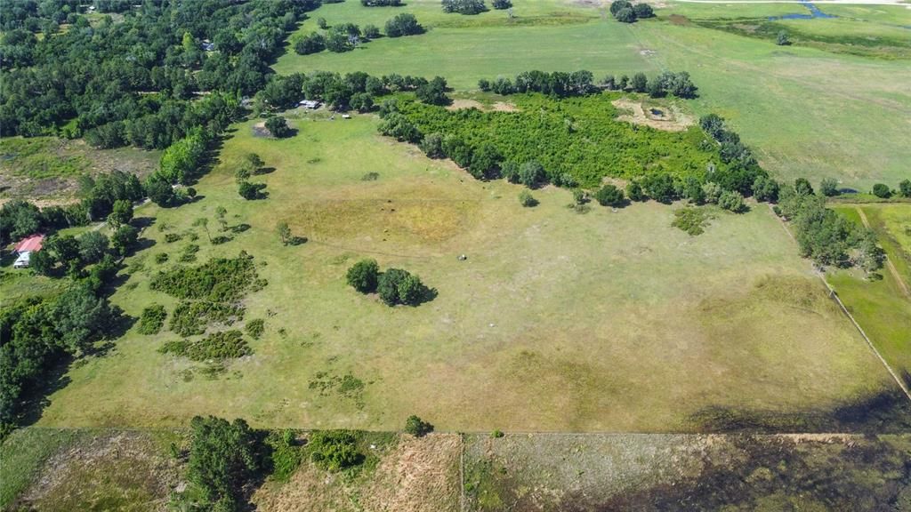 На продажу: $2,000,000 (48.08 acres)