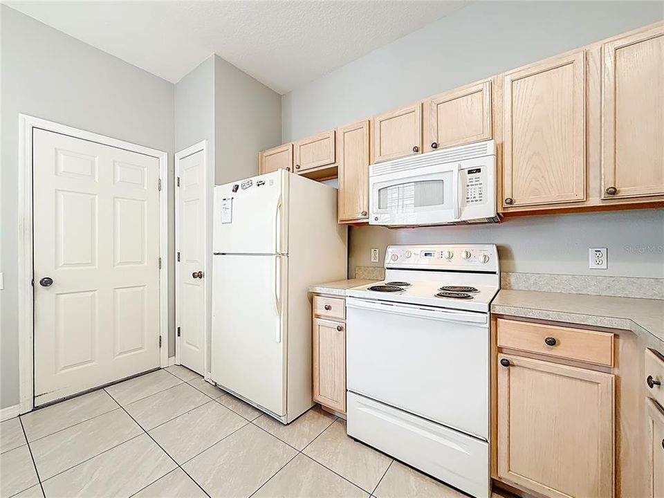En Venta: $299,000 (2 camas, 2 baños, 1267 Pies cuadrados)