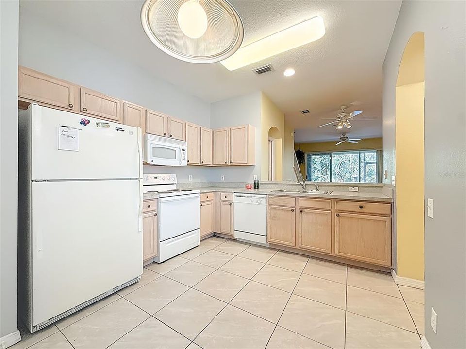 En Venta: $299,000 (2 camas, 2 baños, 1267 Pies cuadrados)