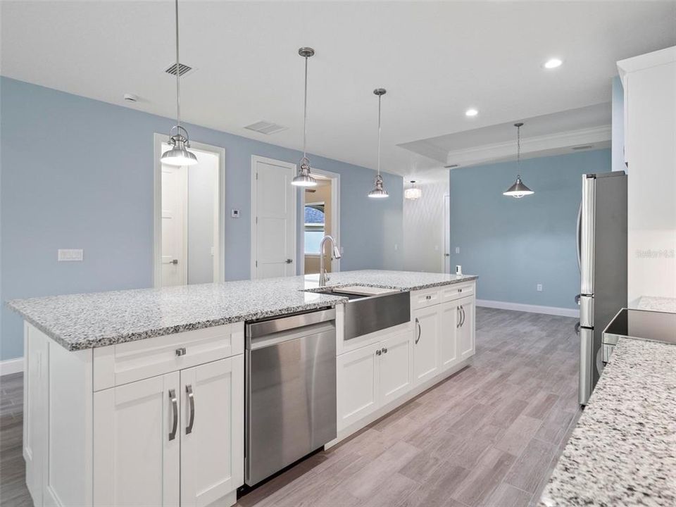 For Rent: $2,675 (3 beds, 2 baths, 1743 Square Feet)
