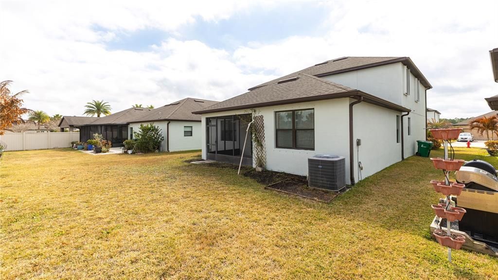 На продажу: $549,999 (5 спален, 2 ванн, 3224 Квадратных фут)