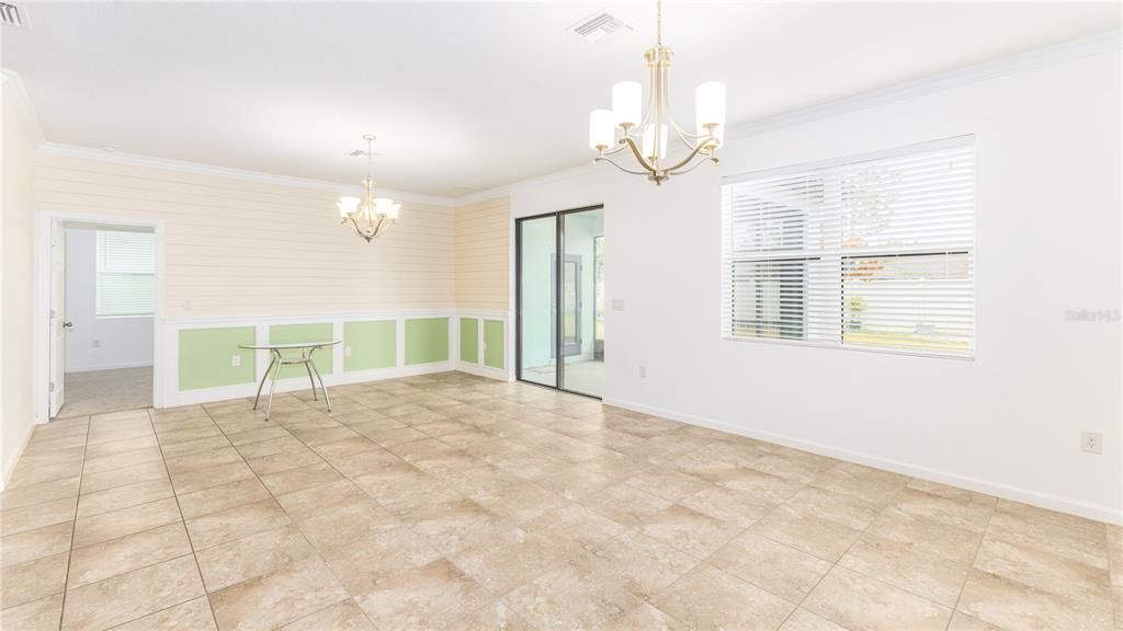 На продажу: $549,999 (5 спален, 2 ванн, 3224 Квадратных фут)