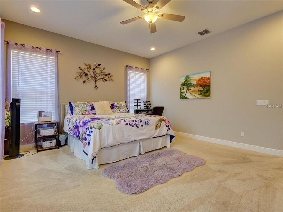En Venta: $849,000 (5 camas, 3 baños, 4140 Pies cuadrados)