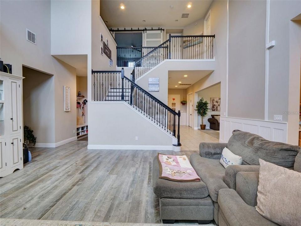 En Venta: $849,000 (5 camas, 3 baños, 4140 Pies cuadrados)
