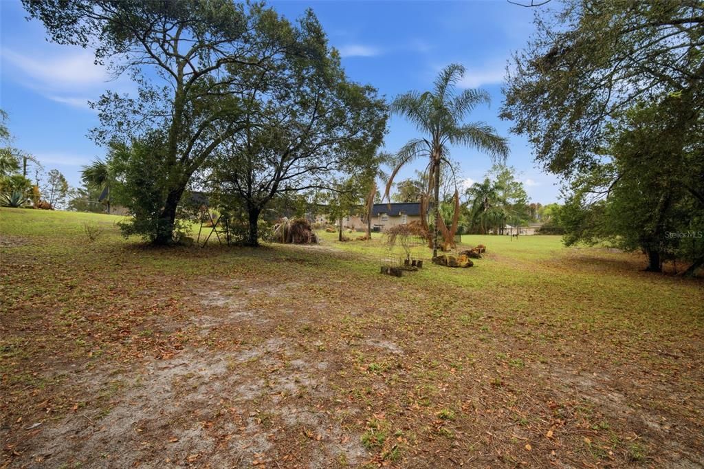 For Sale: $580,000 (5 beds, 3 baths, 2720 Square Feet)