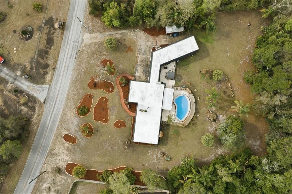 For Sale: $580,000 (5 beds, 3 baths, 2720 Square Feet)