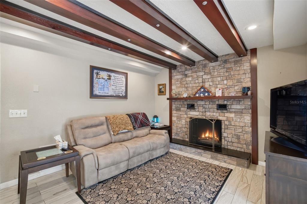 For Sale: $580,000 (5 beds, 3 baths, 2720 Square Feet)