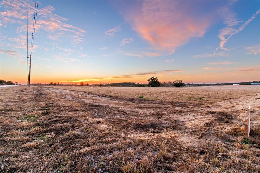 En Venta: $360,000 (3.00 acres)