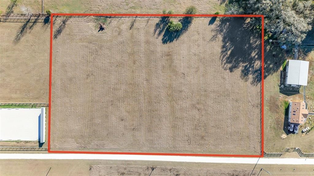 待售: $159,900 (3.21 acres)