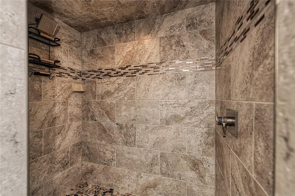 На продажу: $1,450,000 (3 спален, 2 ванн, 3401 Квадратных фут)